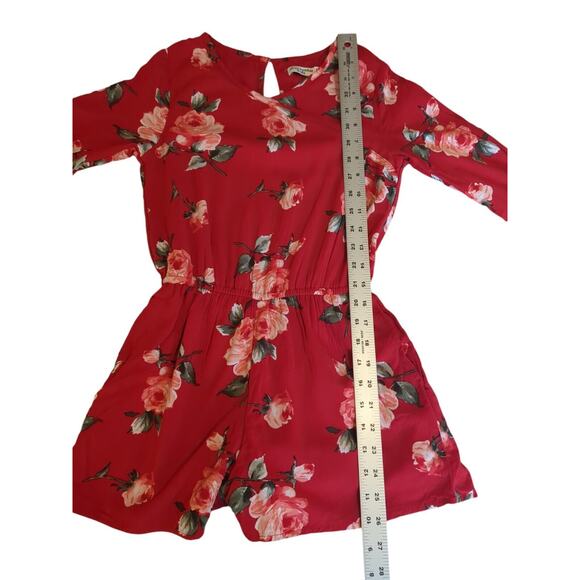 Abercrombie Kids Red Floral One-Piece Romper Long Sleeve Size 11/12 - Picture 8 of 10
